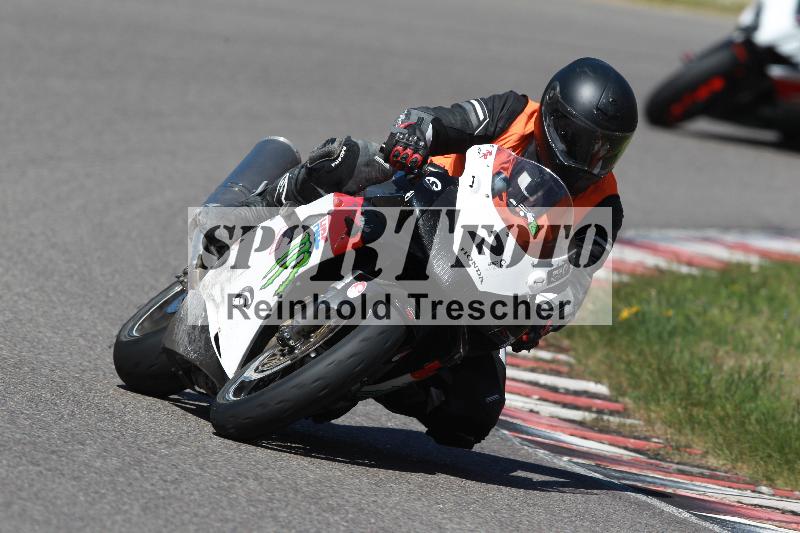 /Archiv-2022/08 17.04.2022 Speer Racing ADR/Instruktorengruppe/2